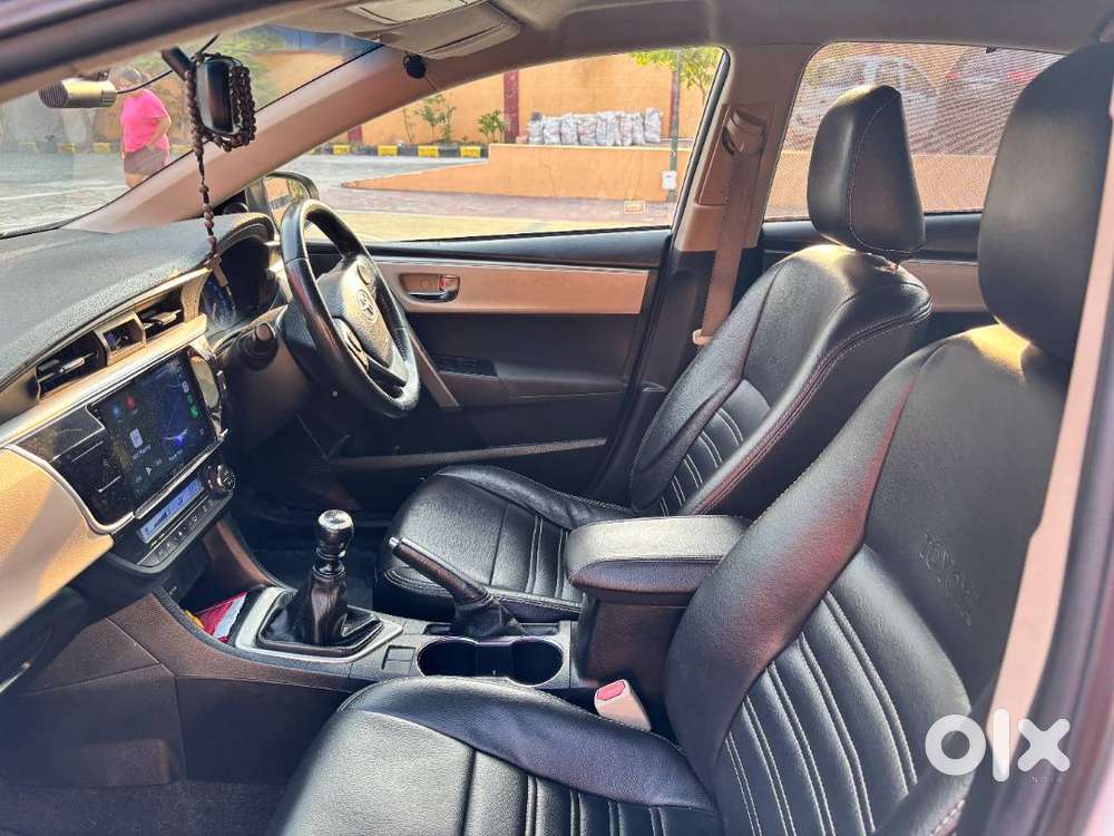 2015 Toyota Corolla Altis With Fancy Number For Sale