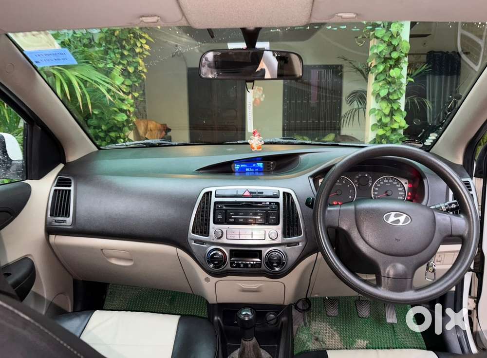 Hyundai I20 Petrol Manual 2013