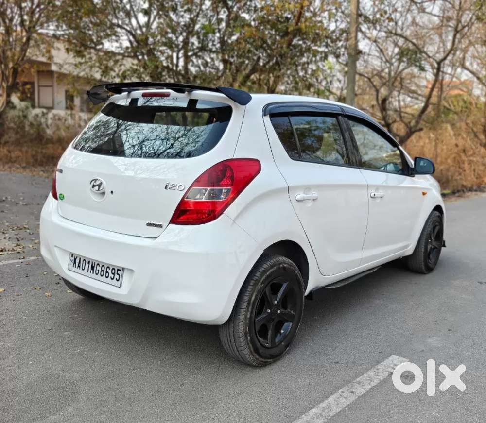 Hyundai i20 Magna, 2011, Petrol