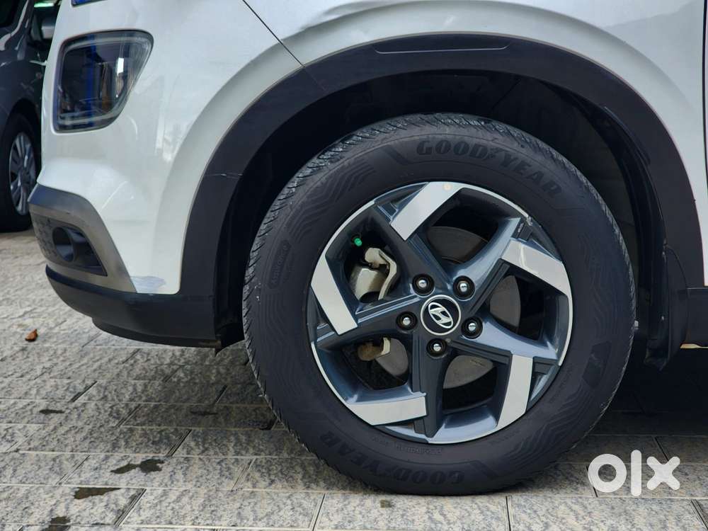 Hyundai Venue Sx Plus Turbo Dct, 2019, Petrol