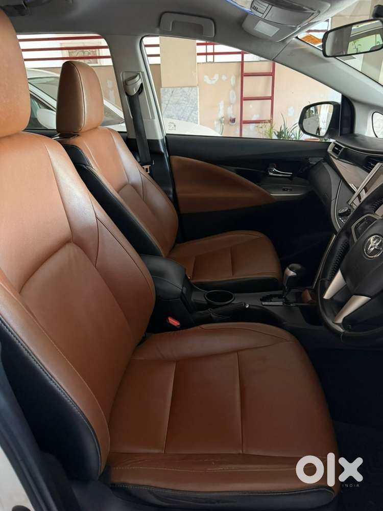 2016 Toyota Innova Crysta Diesel At