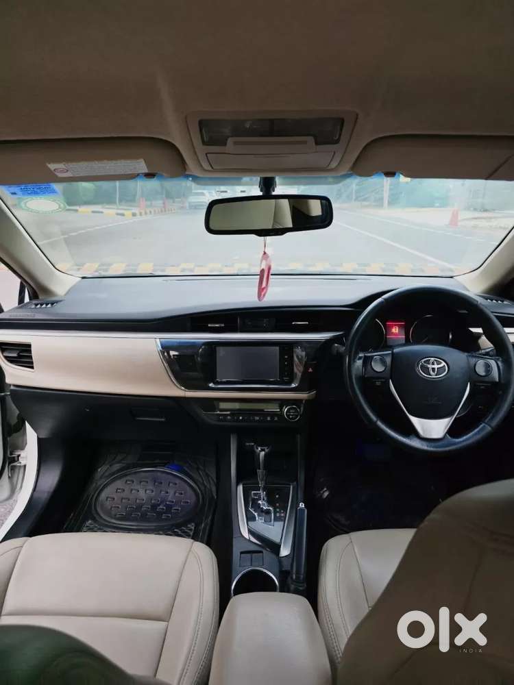 Toyota Corolla Altis 1.8 G Cvt, 2016, Petrol