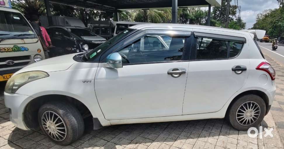 Maruti Suzuki Swift, 2013, Petrol