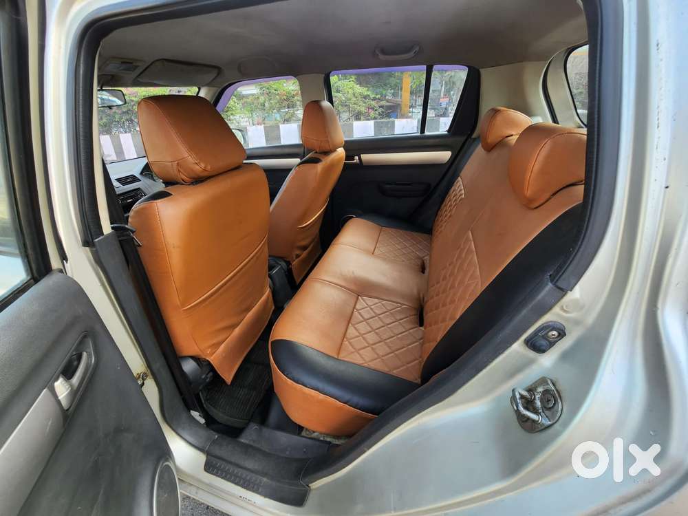 Maruti Suzuki Swift Vxi + Manual, 2012, Cng & Hybrids