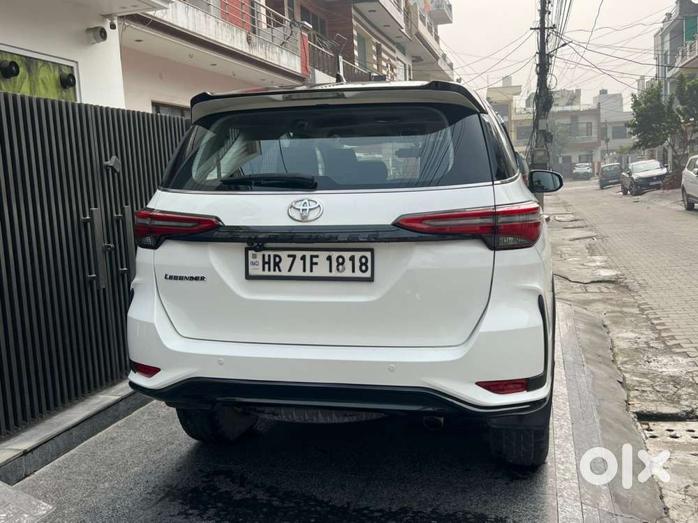 Toyota Fortuner 2017 Diesel 137000 Km Driven