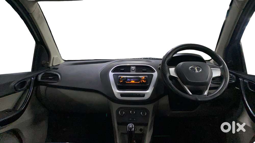 Tata Tiago 1.2 Revotron Xm, 2017, Petrol