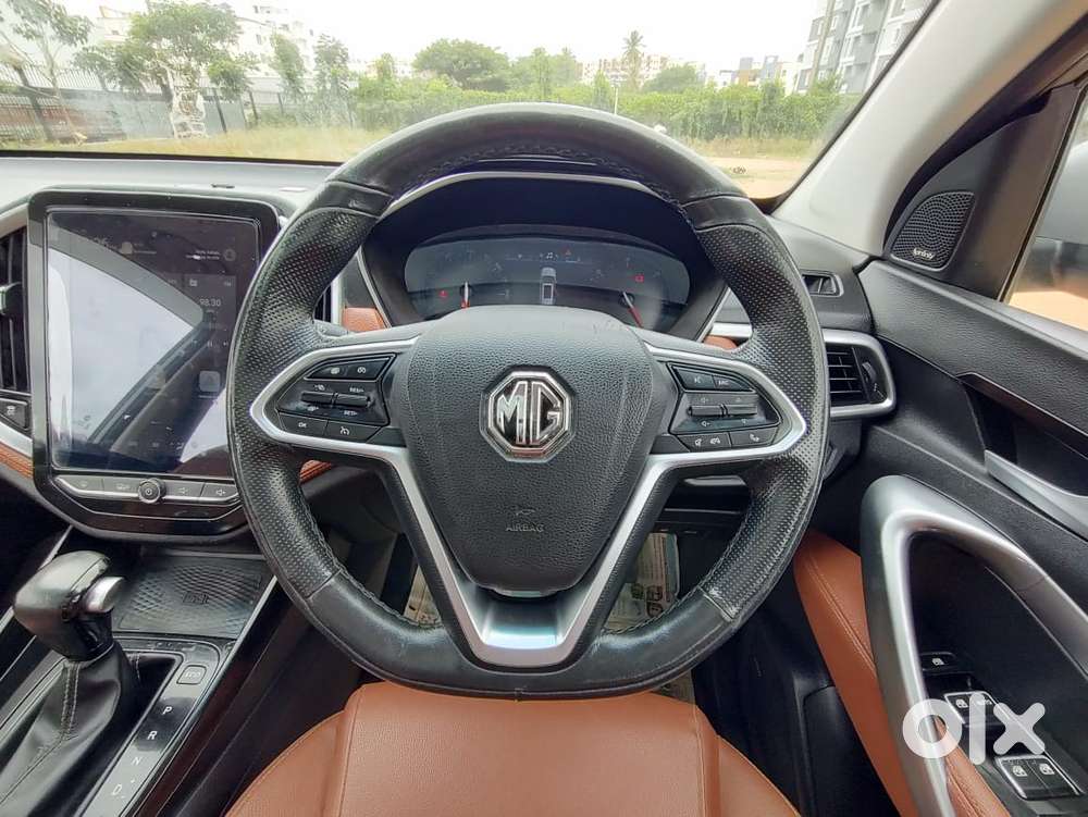 Mg Hector Plus 1.5 Sharp Turbo Cvt 6 Str, 2021, Petrol