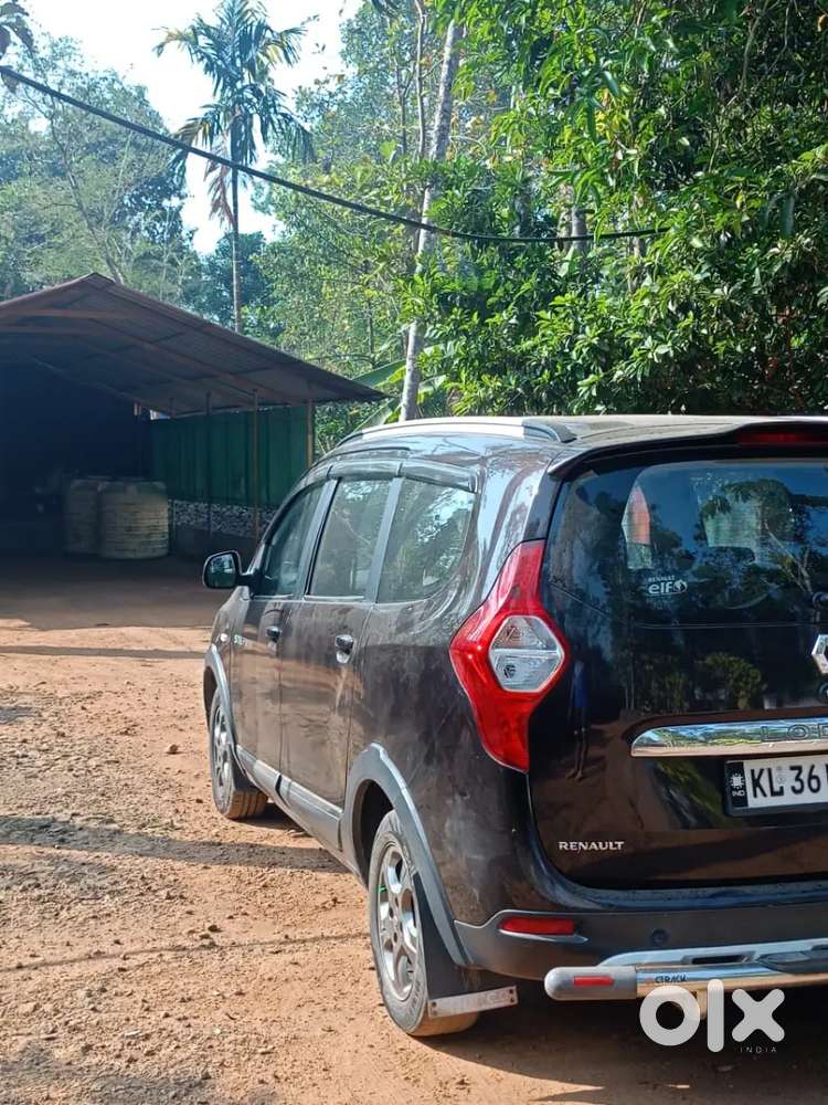 Renault Lodgy 2015 Diesel Well Maintained