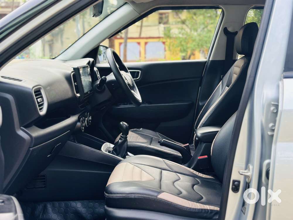 Hyundai Venue 1.2 S (o), 2020, Petrol