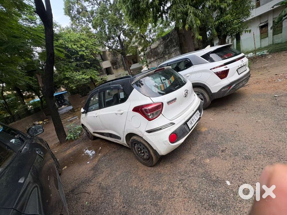 Hyundai Grand I10 Petrol 42300 Km Driven