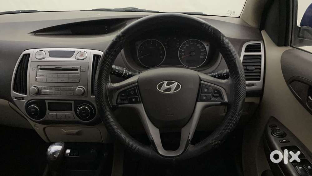 Hyundai I20 Asta 1.4 At Vtvt, 2011, Petrol