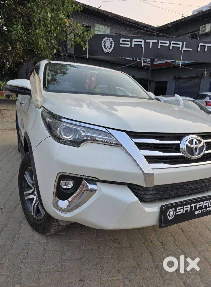 Toyota Fortuner 4x2 Mt 2.8 Diesel, 2018, Diesel