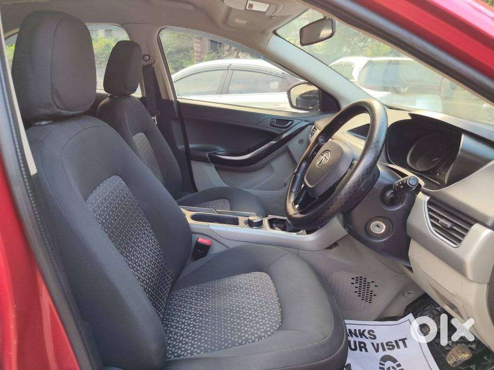 Tata Nexon 1.2 Revotron Xt, 2018, Diesel
