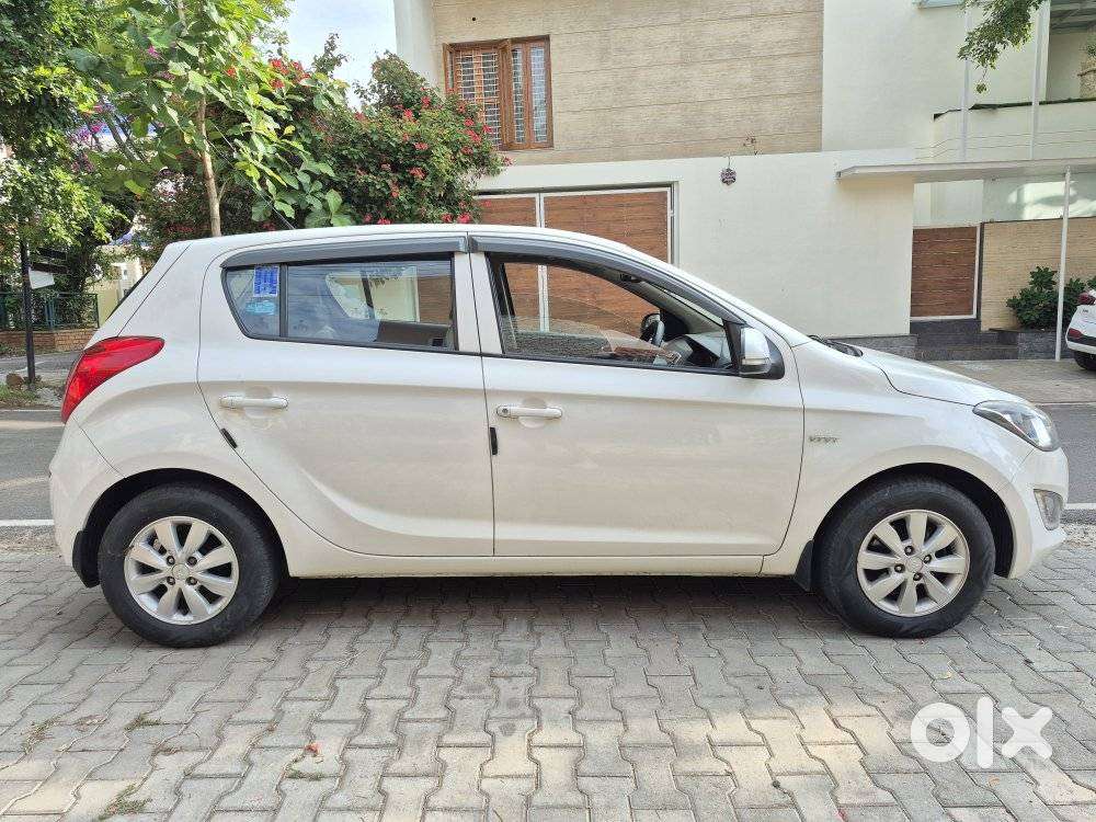 Hyundai I20 Sportz 1.2 Mt, 2014, Petrol