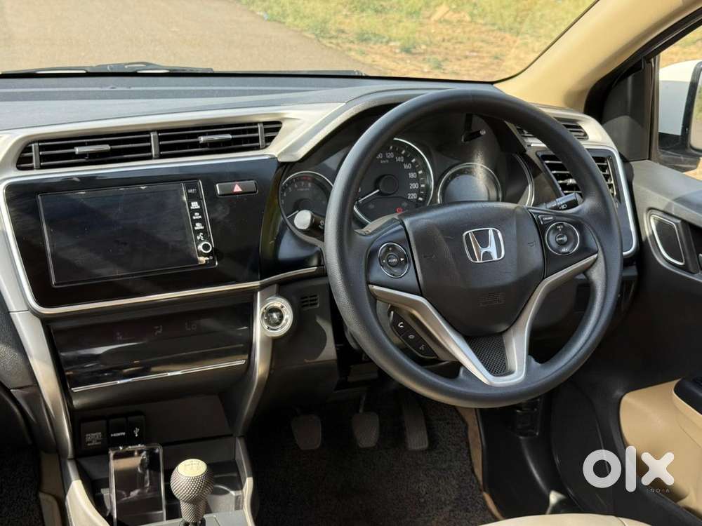 Honda City I-vtec V, 2018, Petrol