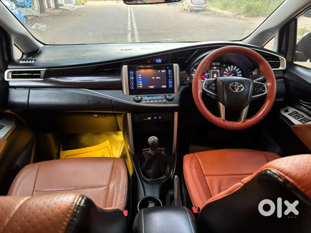 Toyota Innova Crysta 2.4 V 7 Str, 2017, Diesel