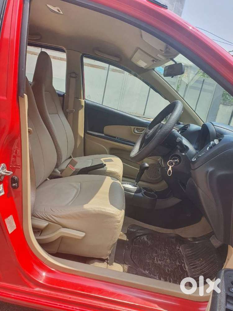 Honda Brio 2013-2016 Vx At, 2014, Petrol