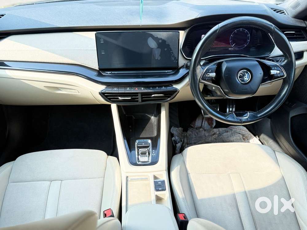 Skoda Octavia 2.0 L K Tsi At, 2023, Petrol