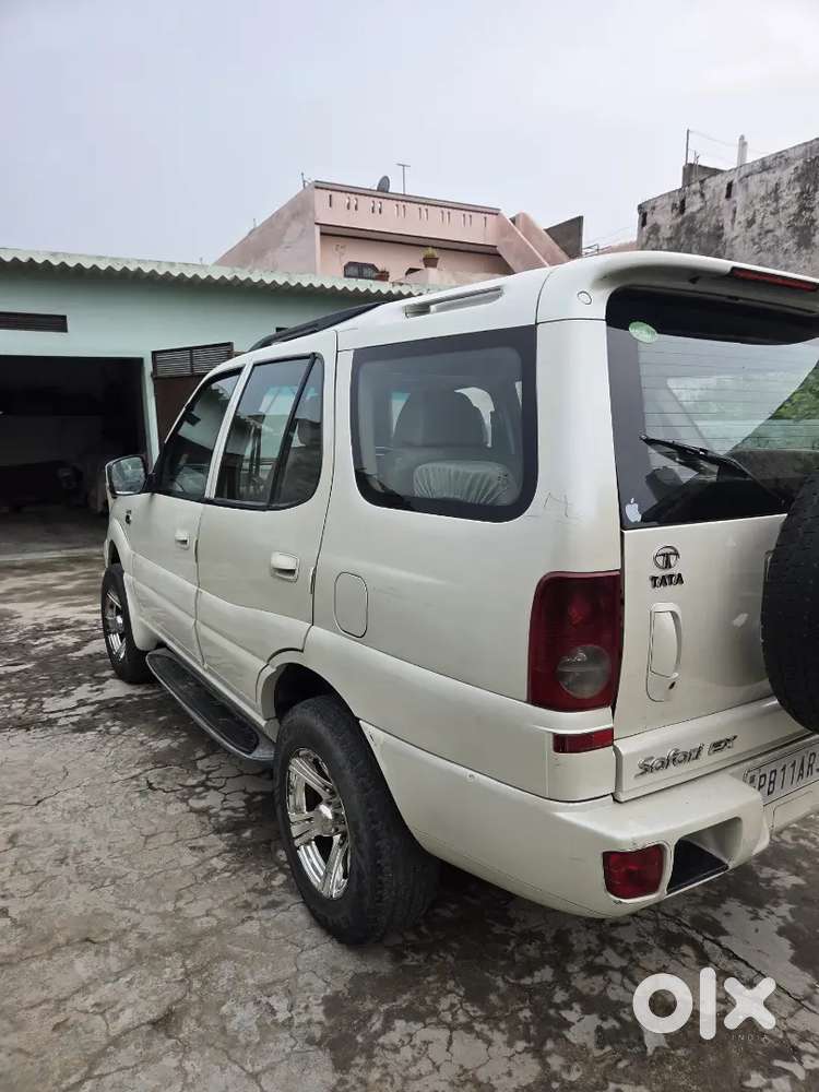 Tata Safari Dicor Ex 2010