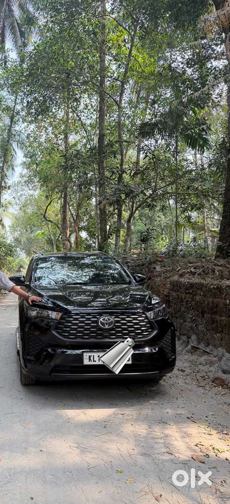 Toyota Innova Hycross 2024 Petrol