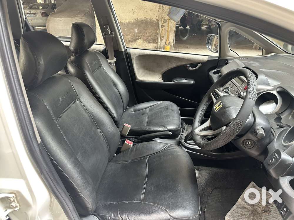 Honda Jazz 1.2 V I Vtec Privilege, 2010, Petrol