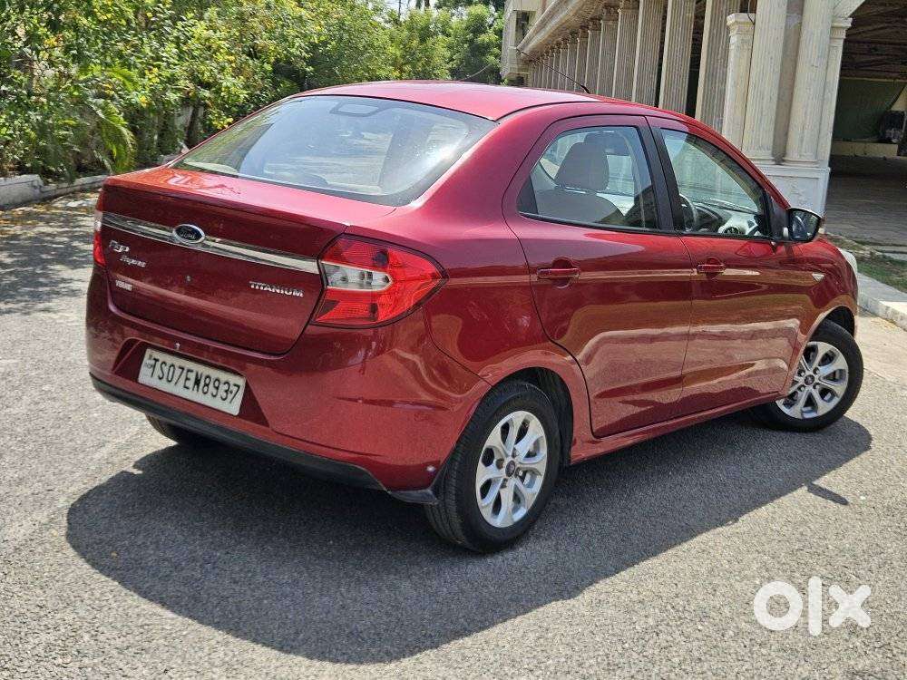 Ford Figo Aspire Titanium Blu, 2015, Petrol