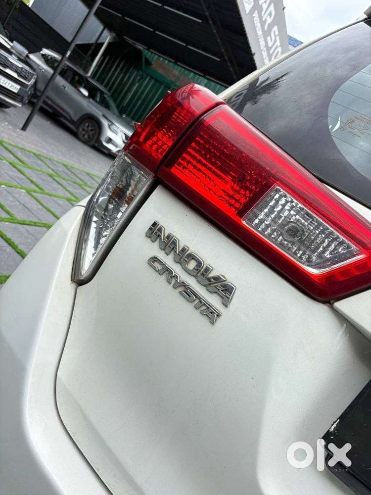 Toyota Innova Crysta 2.4 Vx Mt 8s, 2017, Diesel