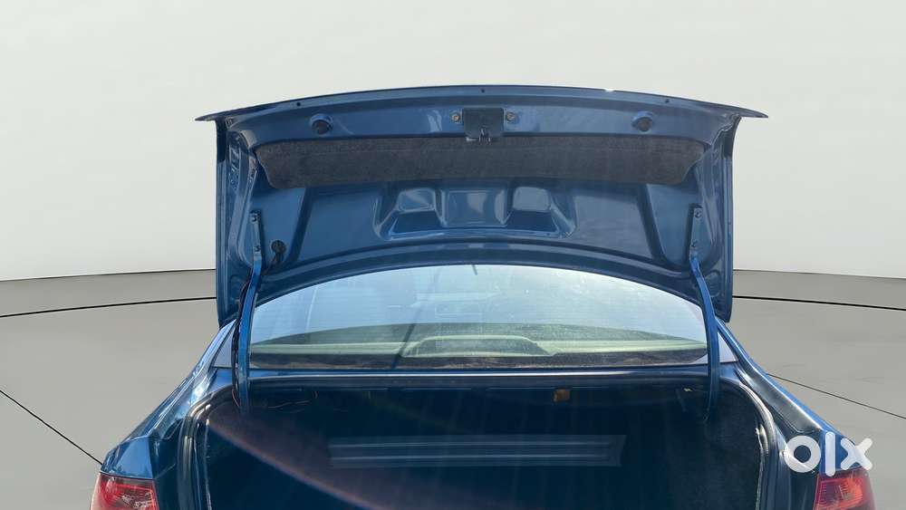 Volkswagen Vento 2013-2015 1.6 Highline, 2016, Petrol