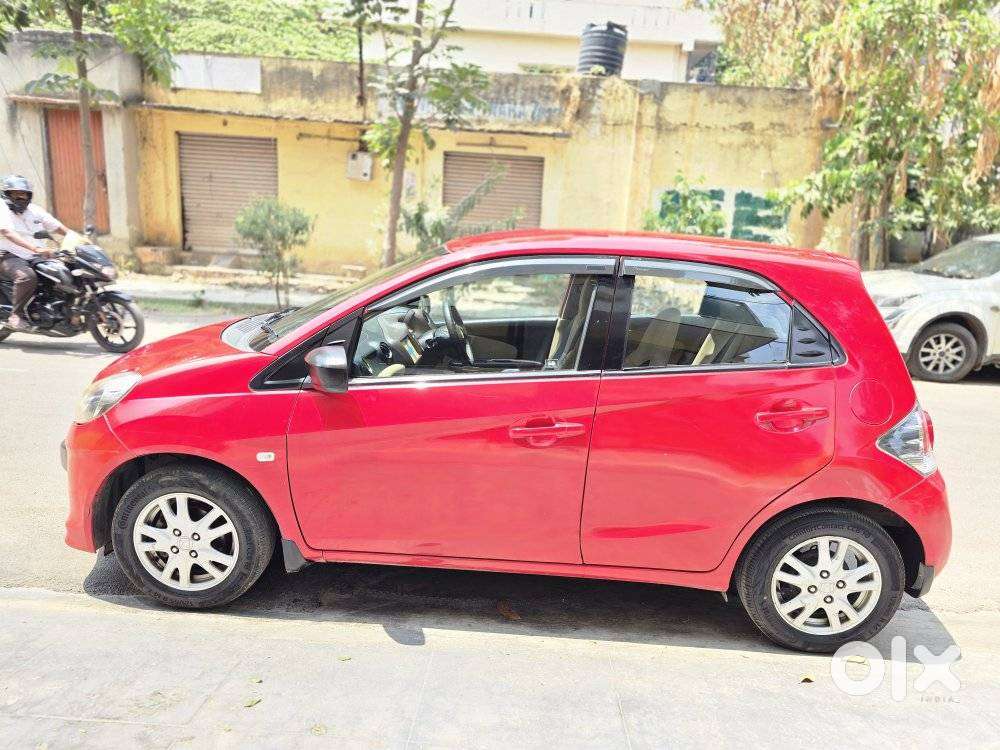 Honda Brio 2011-2013 V Mt, 2012, Petrol