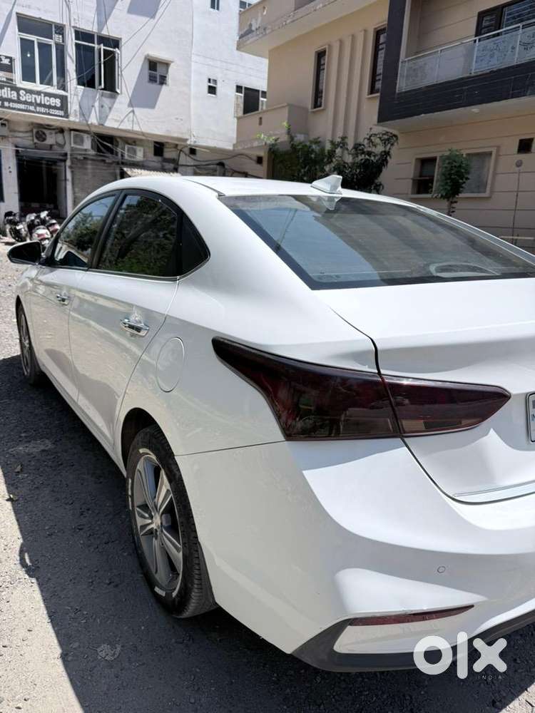 Hyundai Verna Automatic 2018 Model Showroom Condition