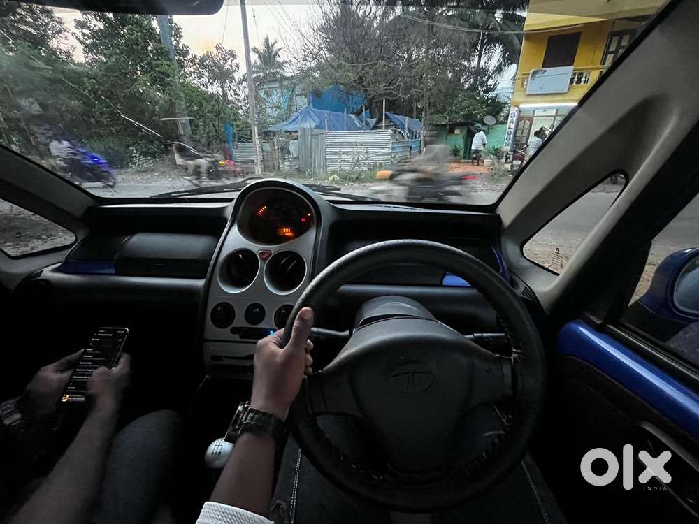 Nano 2013 Top Variant