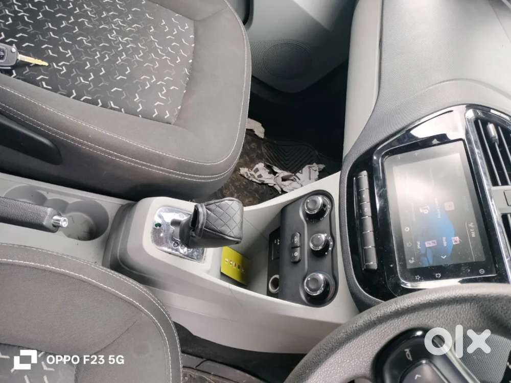 Tata Tiago Xza, 2020, Petrol