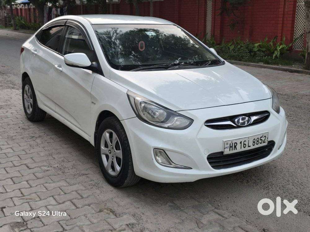 Hyundai Verna Fluidic 1.6 Vtvt, 2012, Petrol