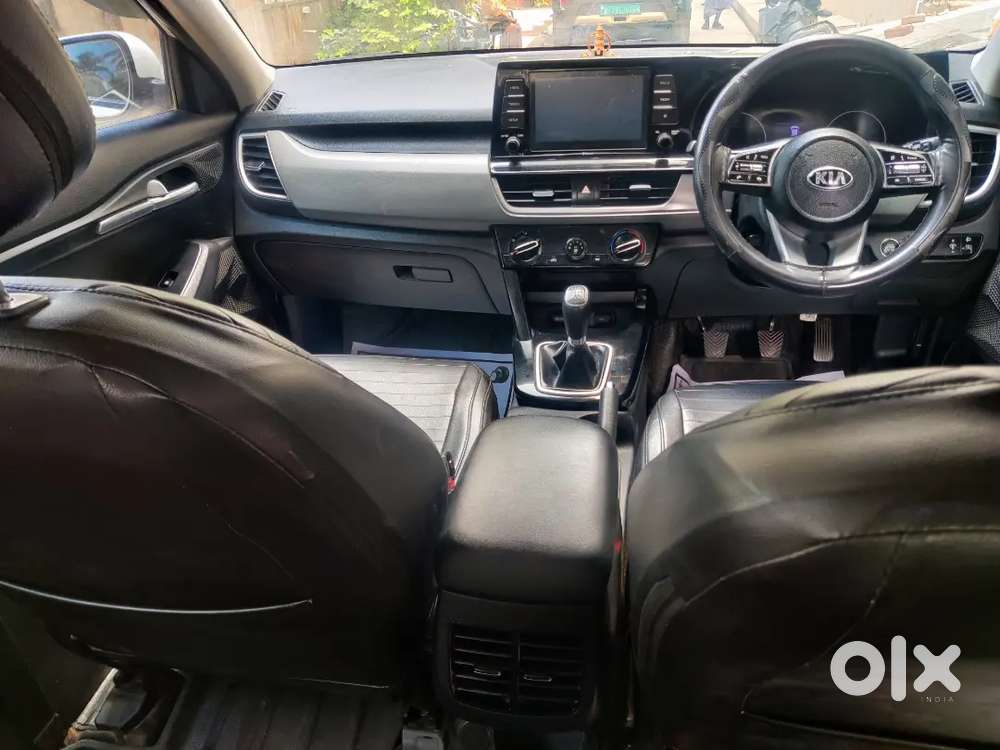 Full Condition Showroom Track