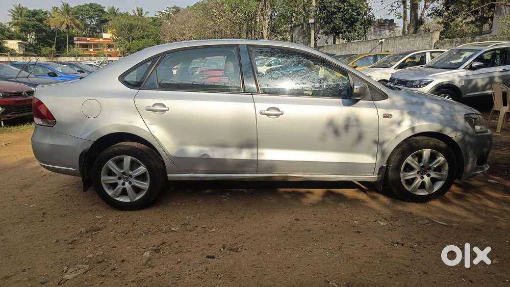 Volkswagen Vento 2010-2013 Petrol Highline, 2012, Petrol