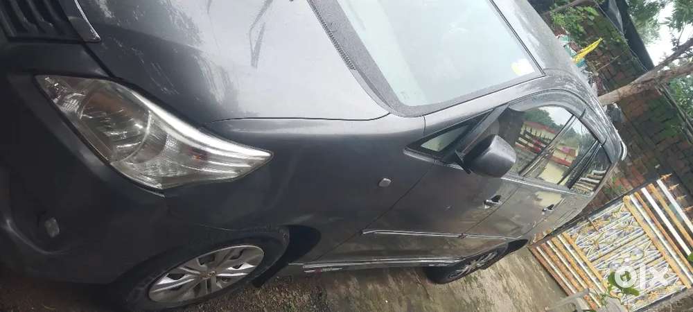 Toyota Innova 2.5 2012 2nd