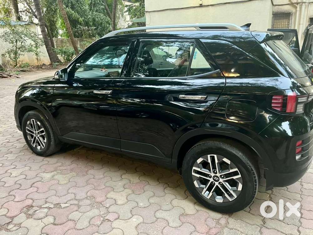 Hyundai Venue 2023 Petrol Good Condition
