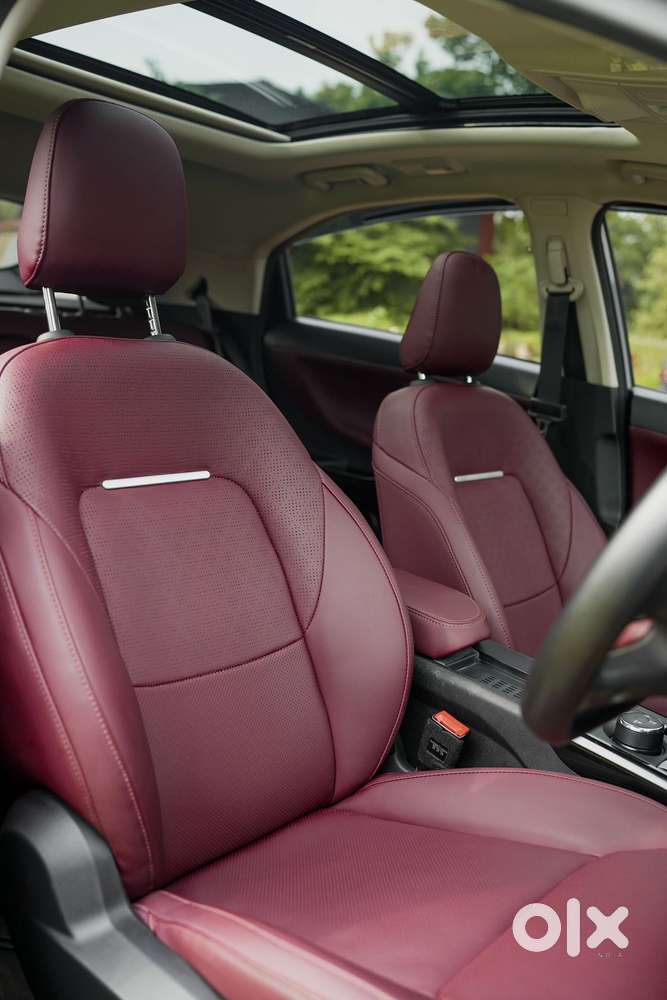 Tata Curvv Accomplished Plus A 1.2 Hyperion Gdi Petrol 6mt, 2025, Pe..