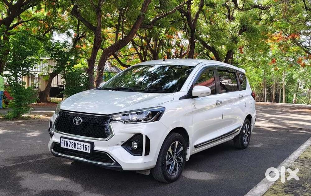 Toyota Rumion V Mt, 2024, Petrol