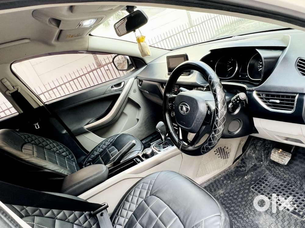 Tata Nexon 1.2 Revotron Xza Plus (o) Amt, 2018, Petrol