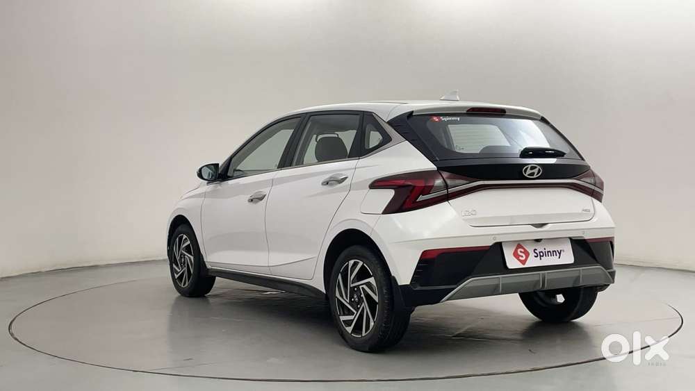 Hyundai New I20 1.2 Asta (o) Ivt, 2024, Petrol