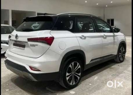 Mg Hector Plus 1.5 Sharp Turbo Cvt 6 Str, 2021, Petrol