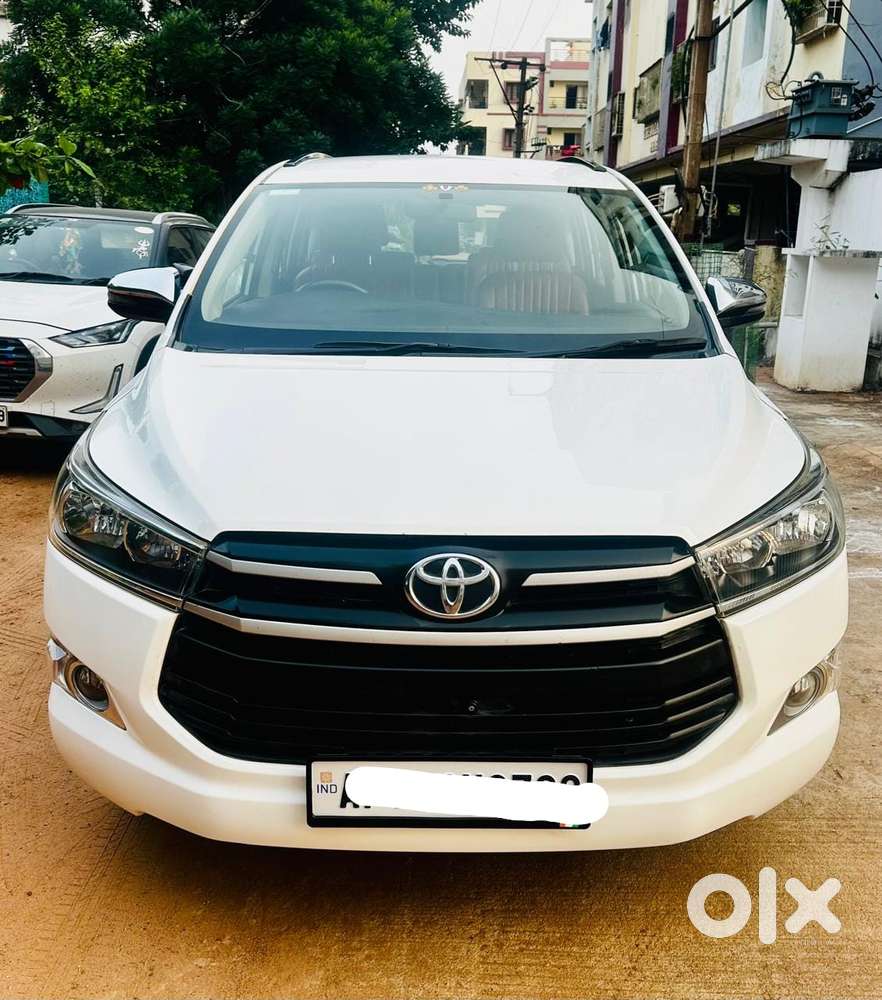 Toyota Innova Crysta 2.4 G Mt, 2020, Diesel