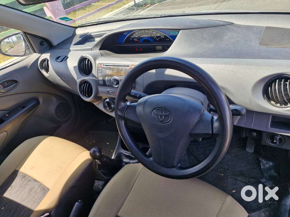 Toyota Etios, 2013, Petrol