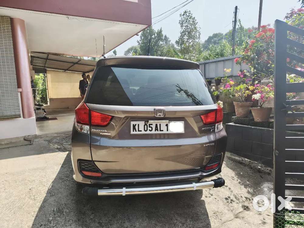 Honda Mobilio 2010 Petrol Well Maintained Company Service Only