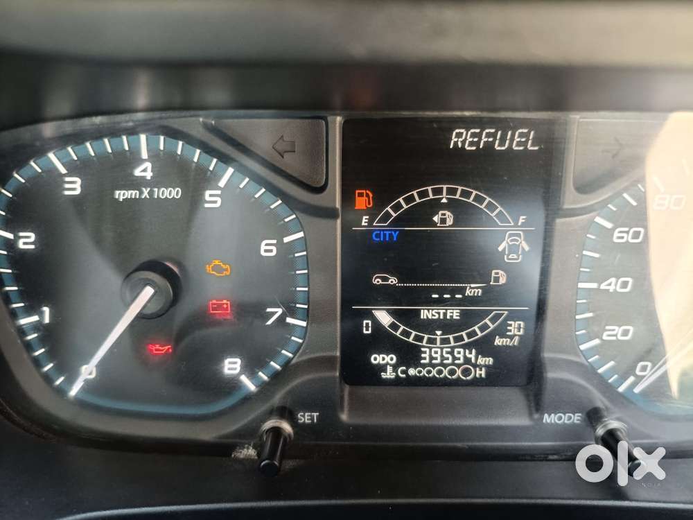 Tata Altroz 1.2 Xe, 2020, Petrol