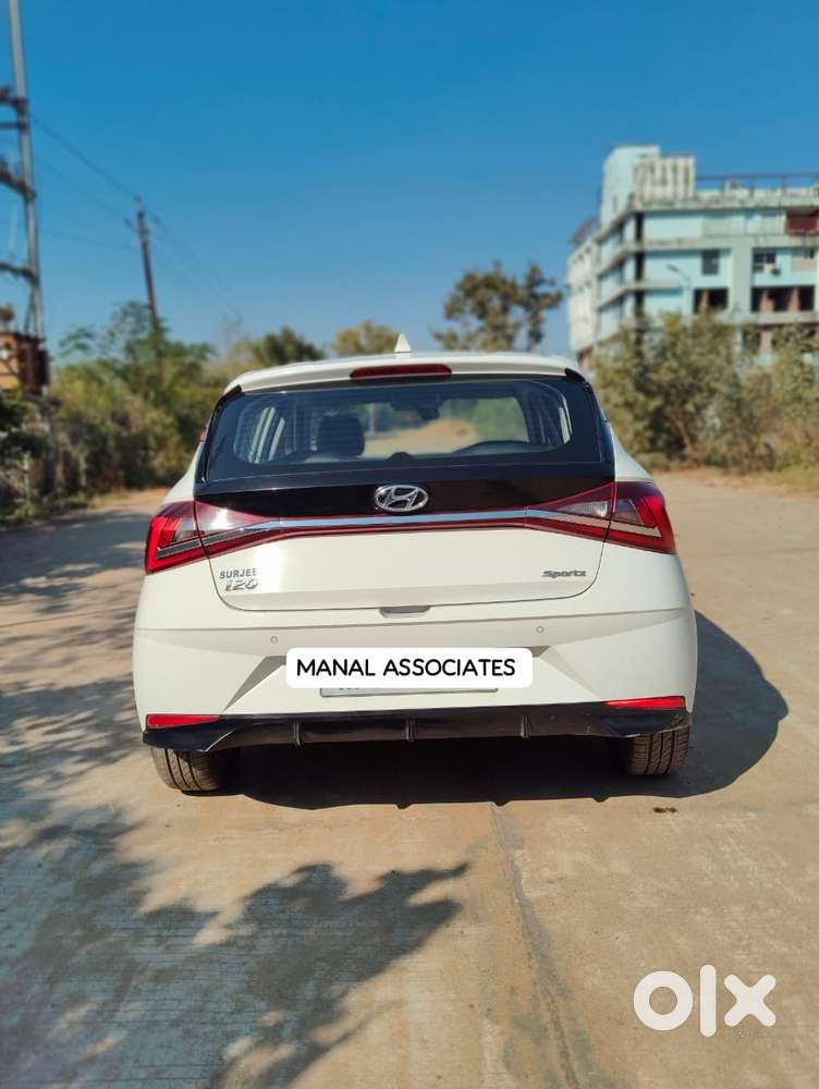 Hyundai I20 Sportz 1.2 Ivt Dual Tone, 2021, Petrol