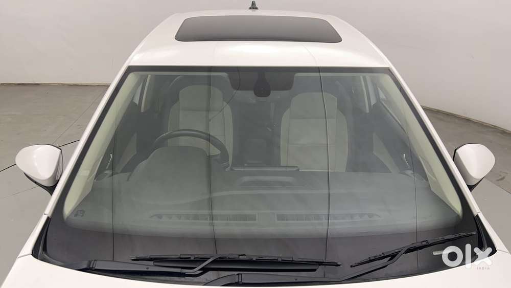 Skoda Slavia Style 1.0l Tsi At, 2023, Petrol