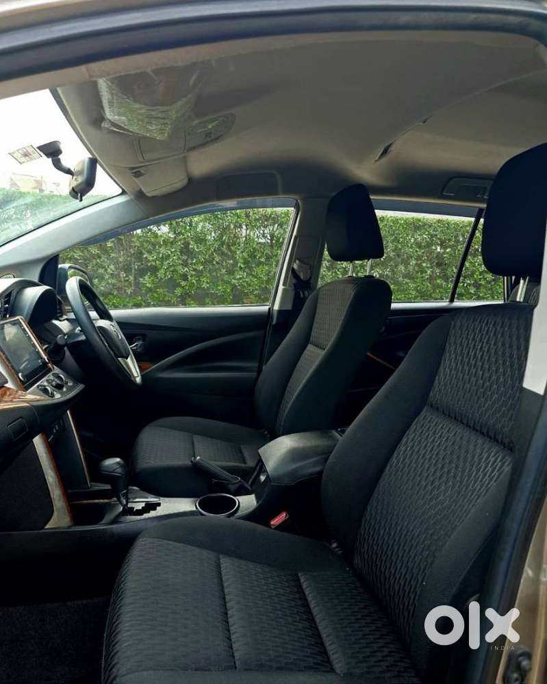 Toyota Innova Crysta 2.4 Gx Limited Edition At 7 Str, 2021, Diesel