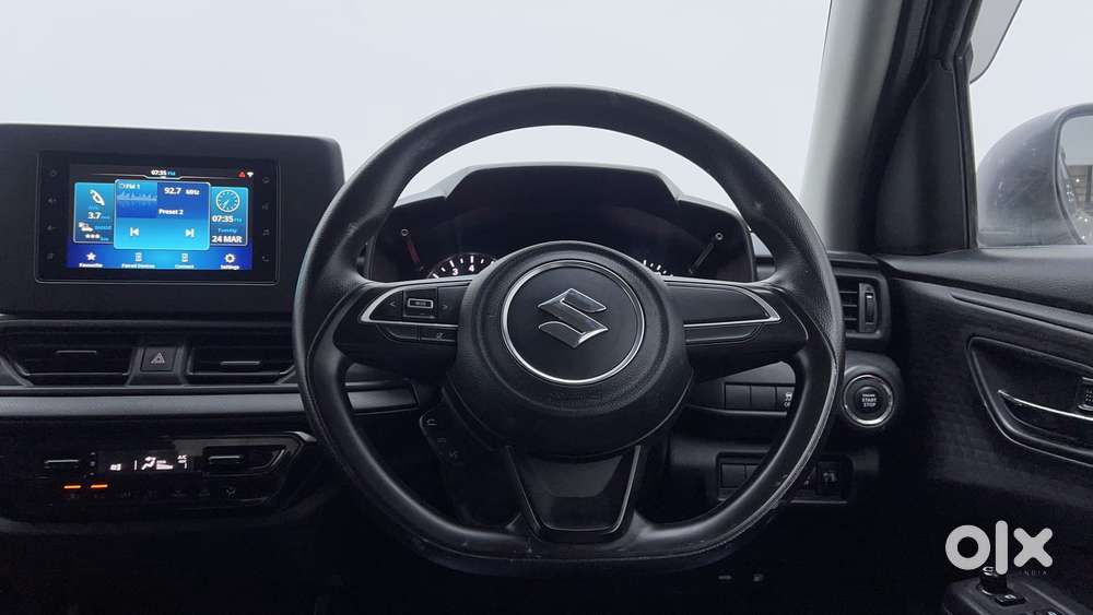 Maruti Suzuki Swift Vxi Optional, 2024, Petrol